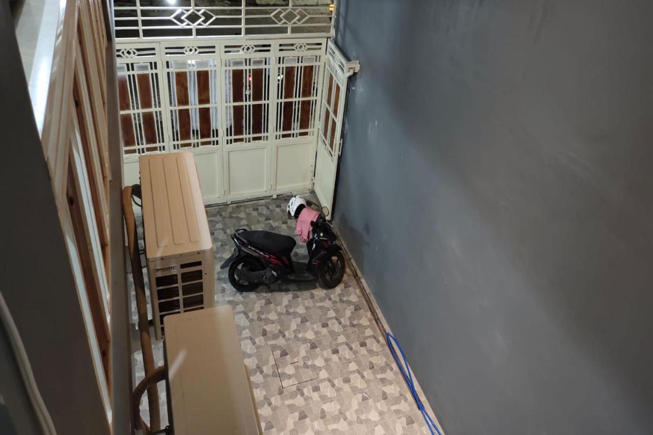 Oyo 91209 Arjuna Residence Syariah Sby Surabaya Exterior foto